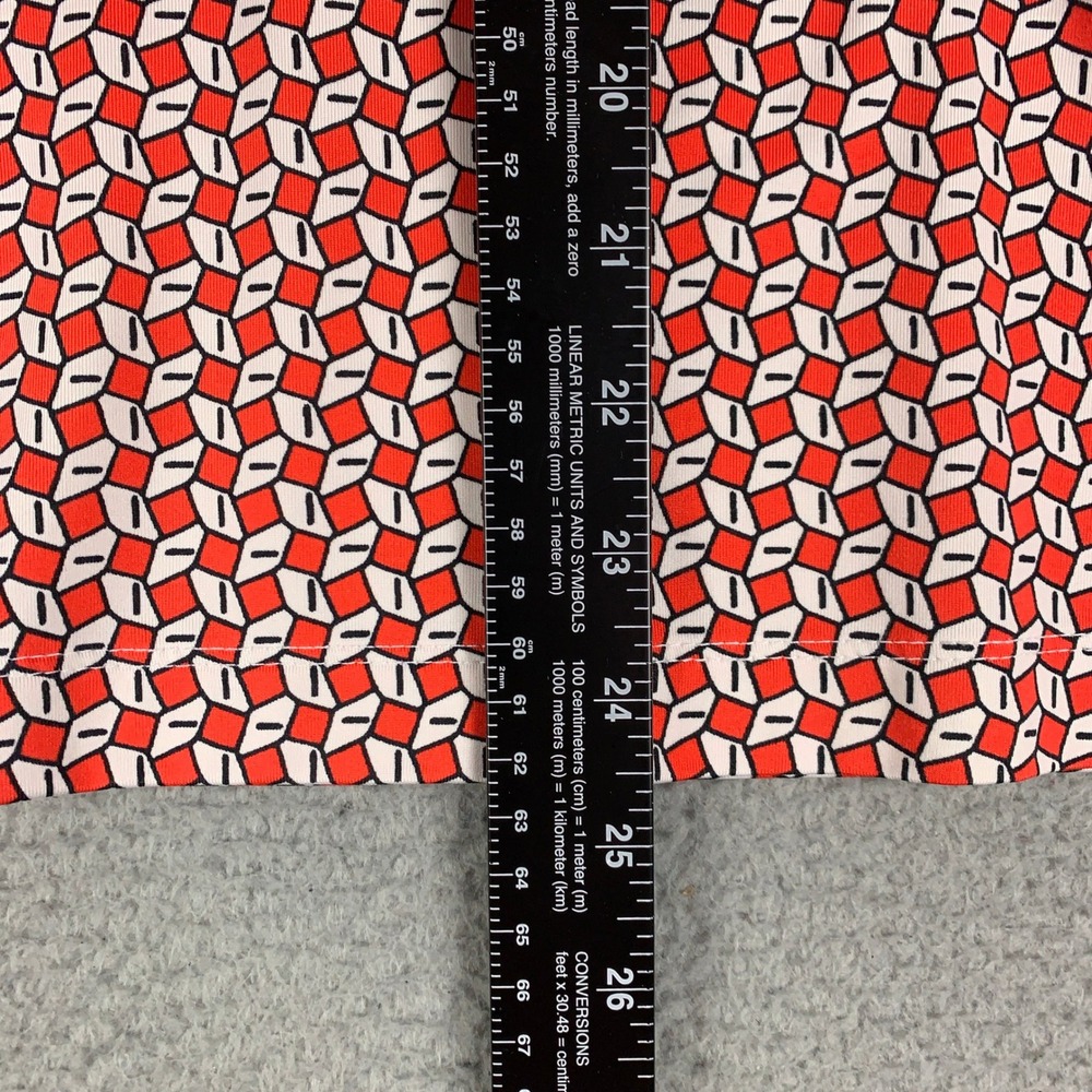 Tail White Label Nevaeh Top Women's Medium M Red Geometric 1/4 Zip Golf Athletic - Picture 8 of 9